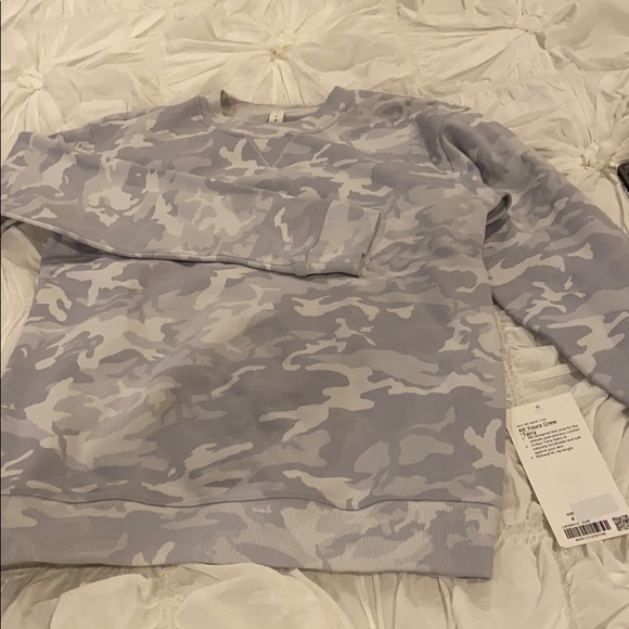 lululemon athletica Tops - Lululemon crew “all yours” sz 4 NWT